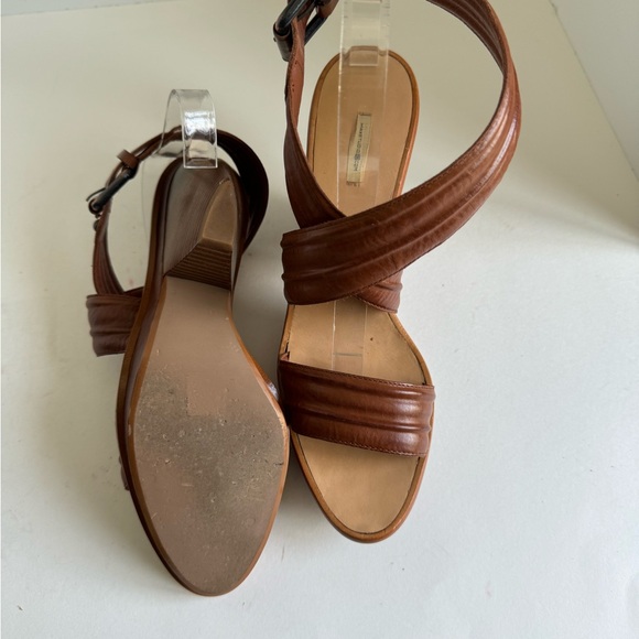 Max Studio Umeko Heel. Size 8.5 - Picture 10 of 10